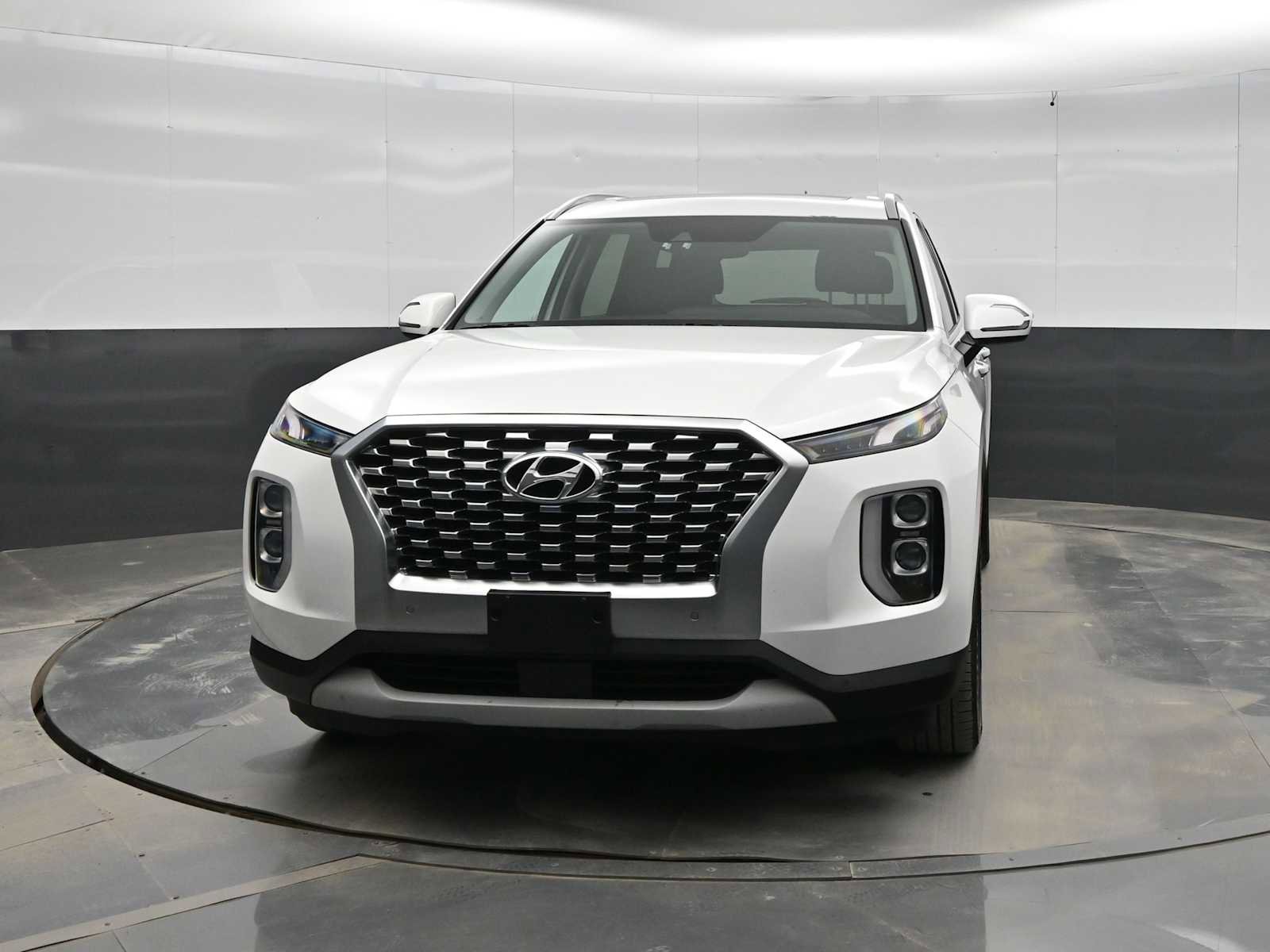 Used 2020 Hyundai Palisade SEL w/ Convenience Package image 3