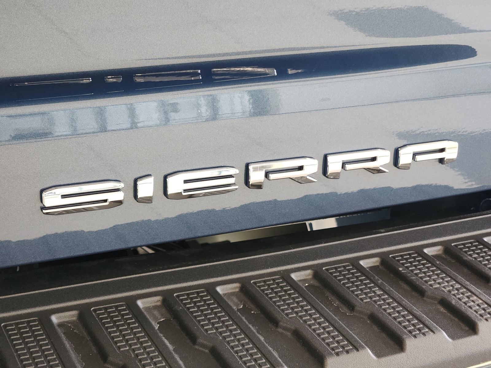 New 2026 GMC Sierra 2500 Denali Ultimate image 11