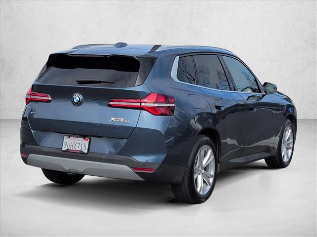 Used 2025 BMW X3 xDrive30i w/ Premium Package image 5