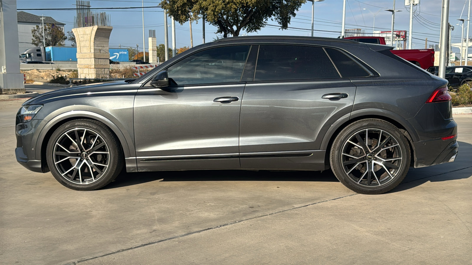 Used 2020 Audi SQ8 Prestige w/ Prestige Package image 4