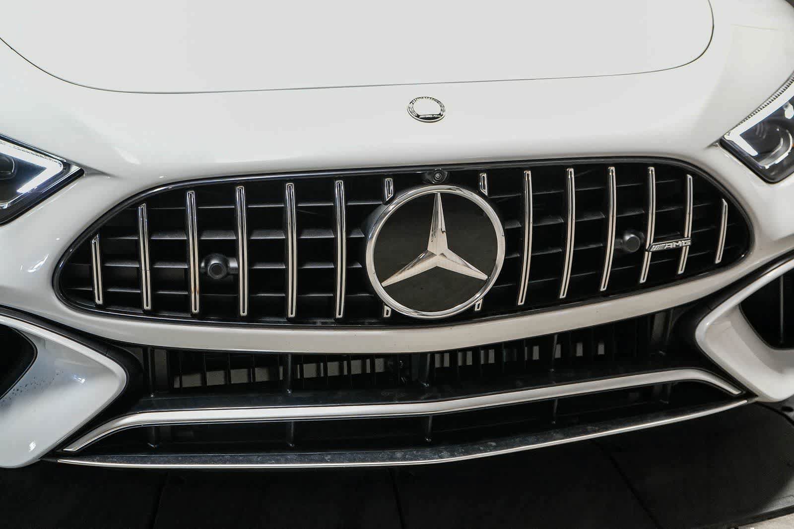 New 2025 Mercedes-Benz SL 63 AMG S e Performance 4MATIC image 5