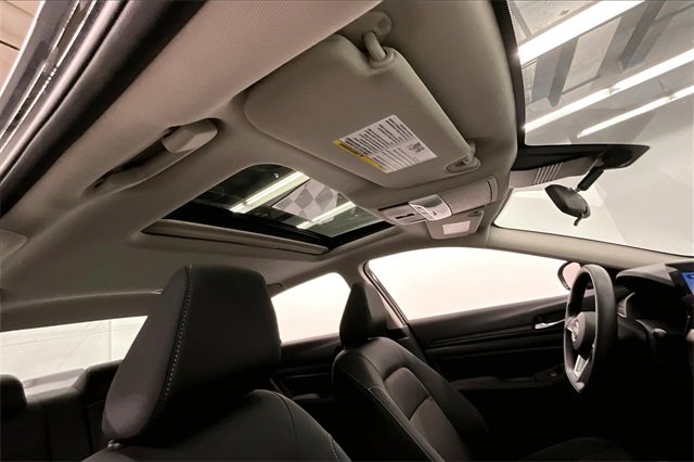 New 2025 Nissan Altima 2.5 SV image 32