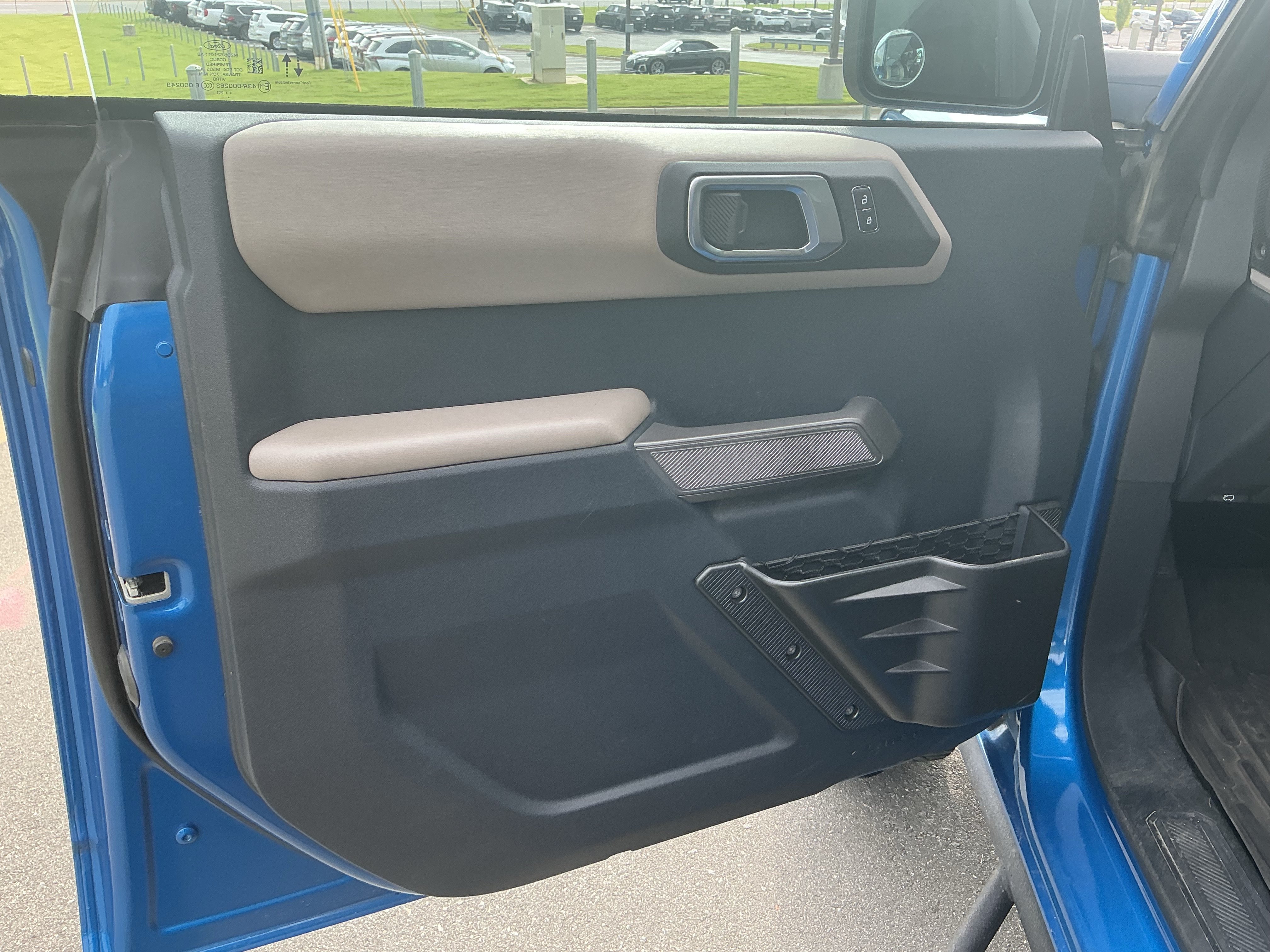 Used 2023 Ford Bronco Wildtrak AWD/4WD image 15