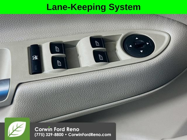 Used 2018 Ford Escape SE w/ Ford Safe & Smart Package AWD/4WD image 17