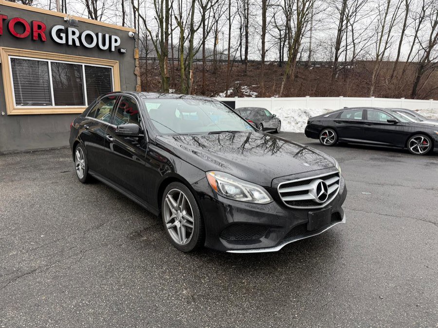 Used 2014 Mercedes-Benz E 350 4MATIC Sedan image 4