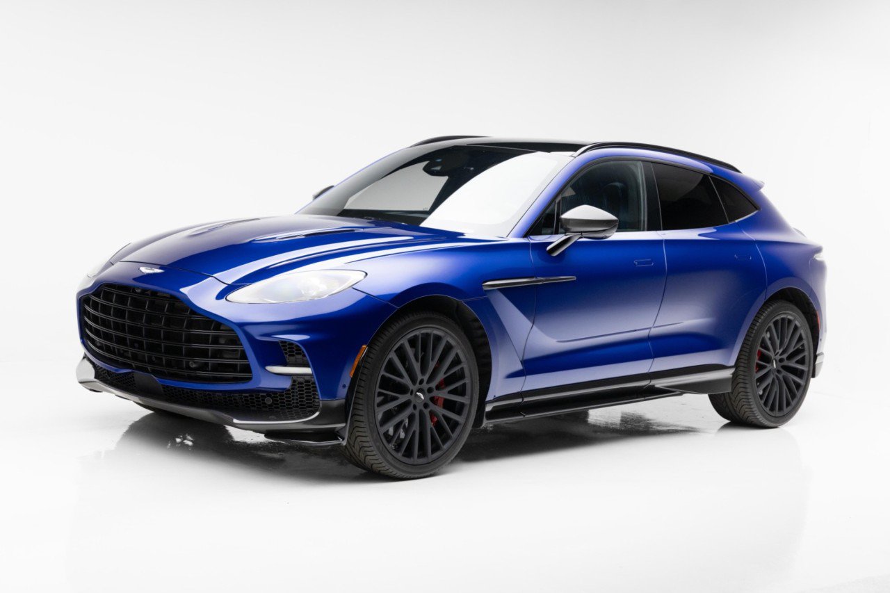 Used 2023 Aston Martin DBX 707 AWD/4WD image 9