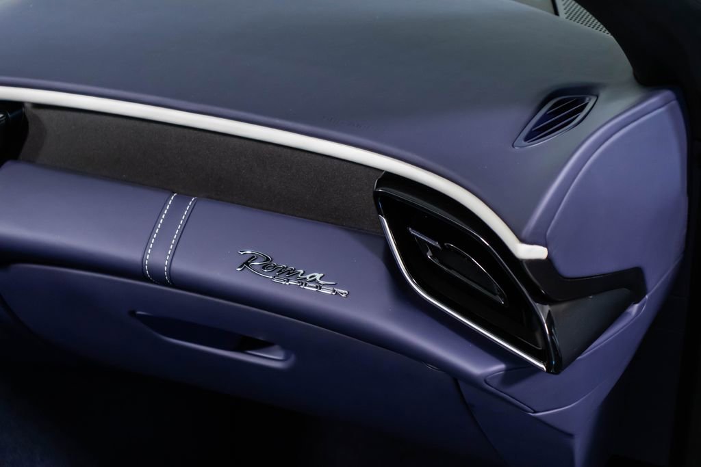 Certified 2025 Ferrari Roma Spider RWD image 51