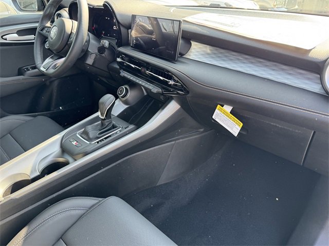 New 2025 Alfa Romeo Tonale w/ Premium Package image 7