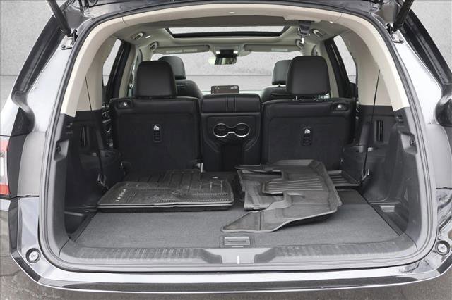 Used 2025 Honda Pilot Elite image 27