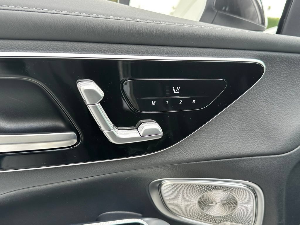 New 2025 Mercedes-Benz GLC 43 AMG 4MATIC Coupe image 18
