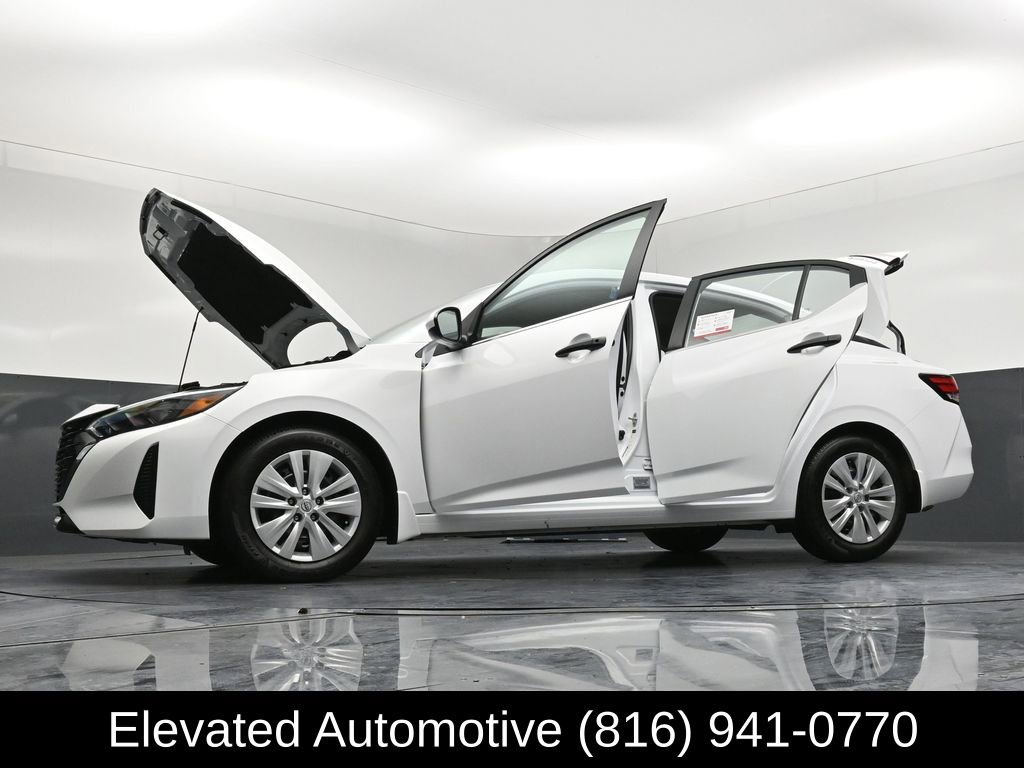 Used 2025 Nissan Sentra S image 35