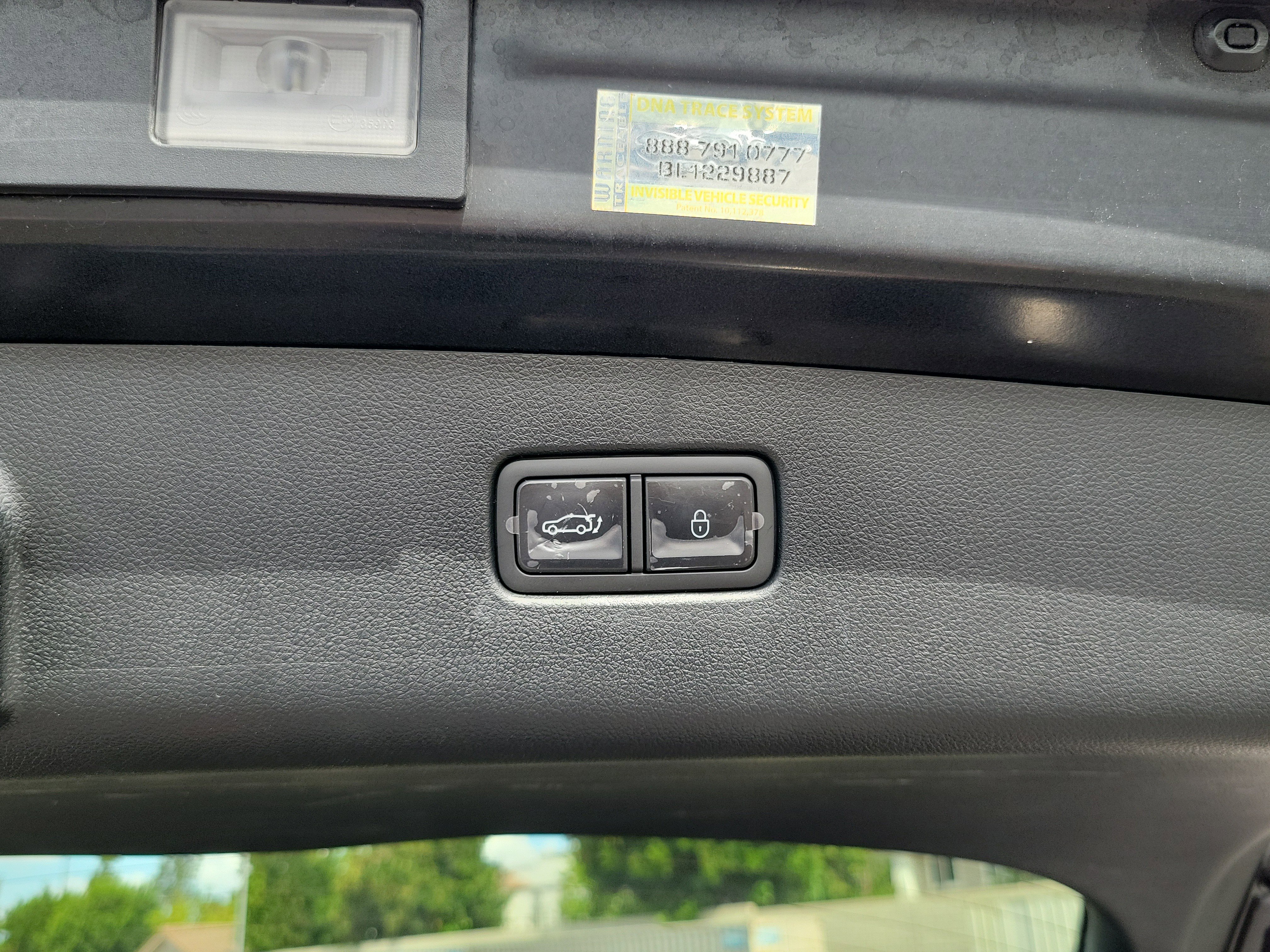 Certified 2026 Genesis GV70 2.5T Select AWD/4WD image 18