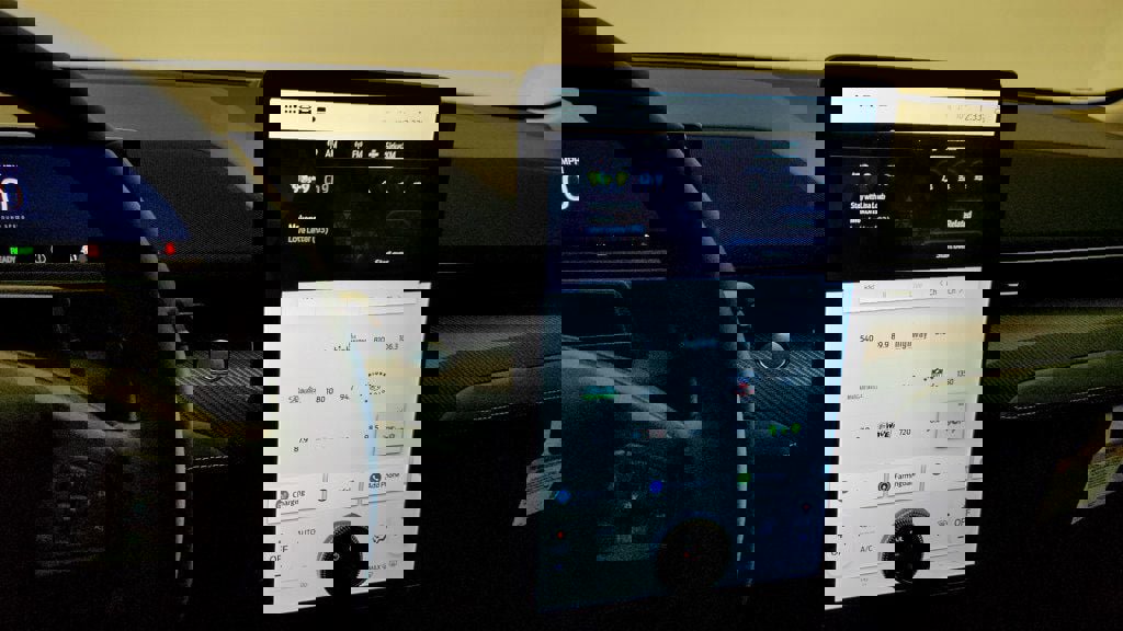 Used 2024 Ford Mustang Mach-E Select image 17