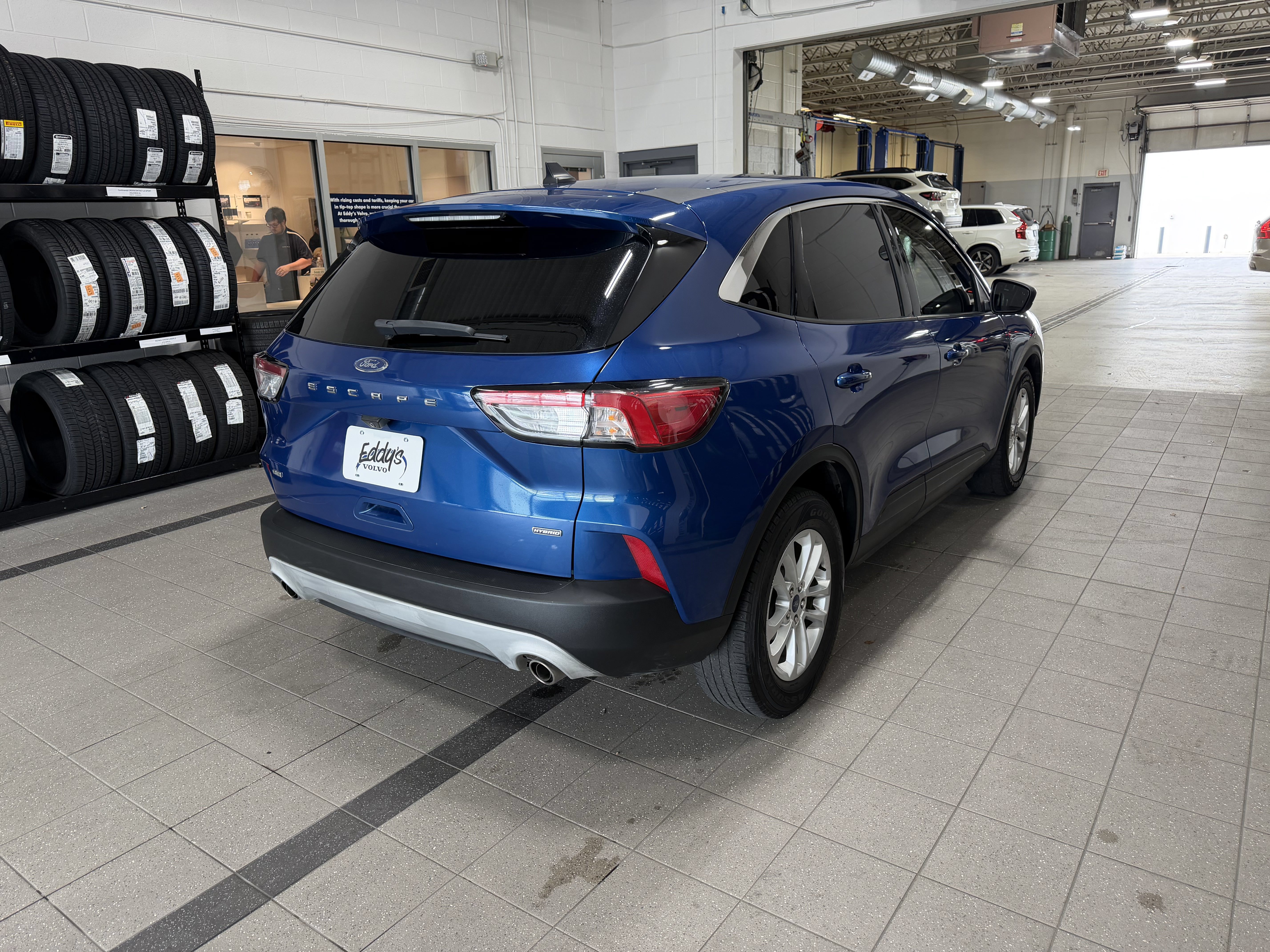 Used 2022 Ford Escape SE FWD image 8