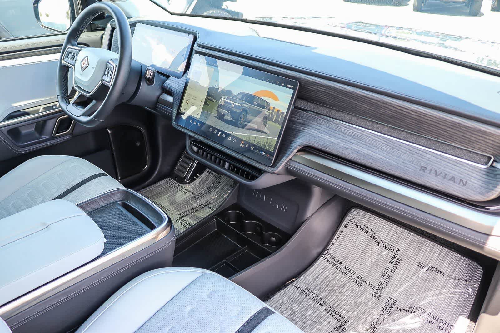 Used 2023 Rivian R1S Launch Edition AWD/4WD image 15