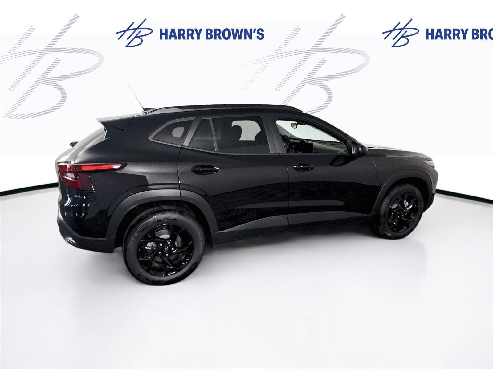 New 2026 Chevrolet Trax LT w/ Driver Confidence Package FWD image 30