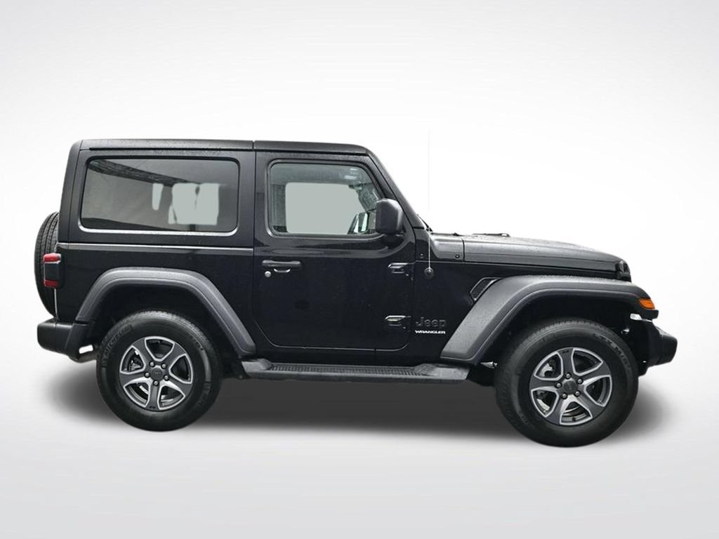 Used 2022 Jeep Wrangler Sport AWD/4WD image 9