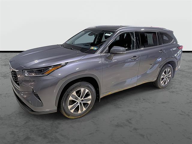 Used 2021 Toyota Highlander XLE