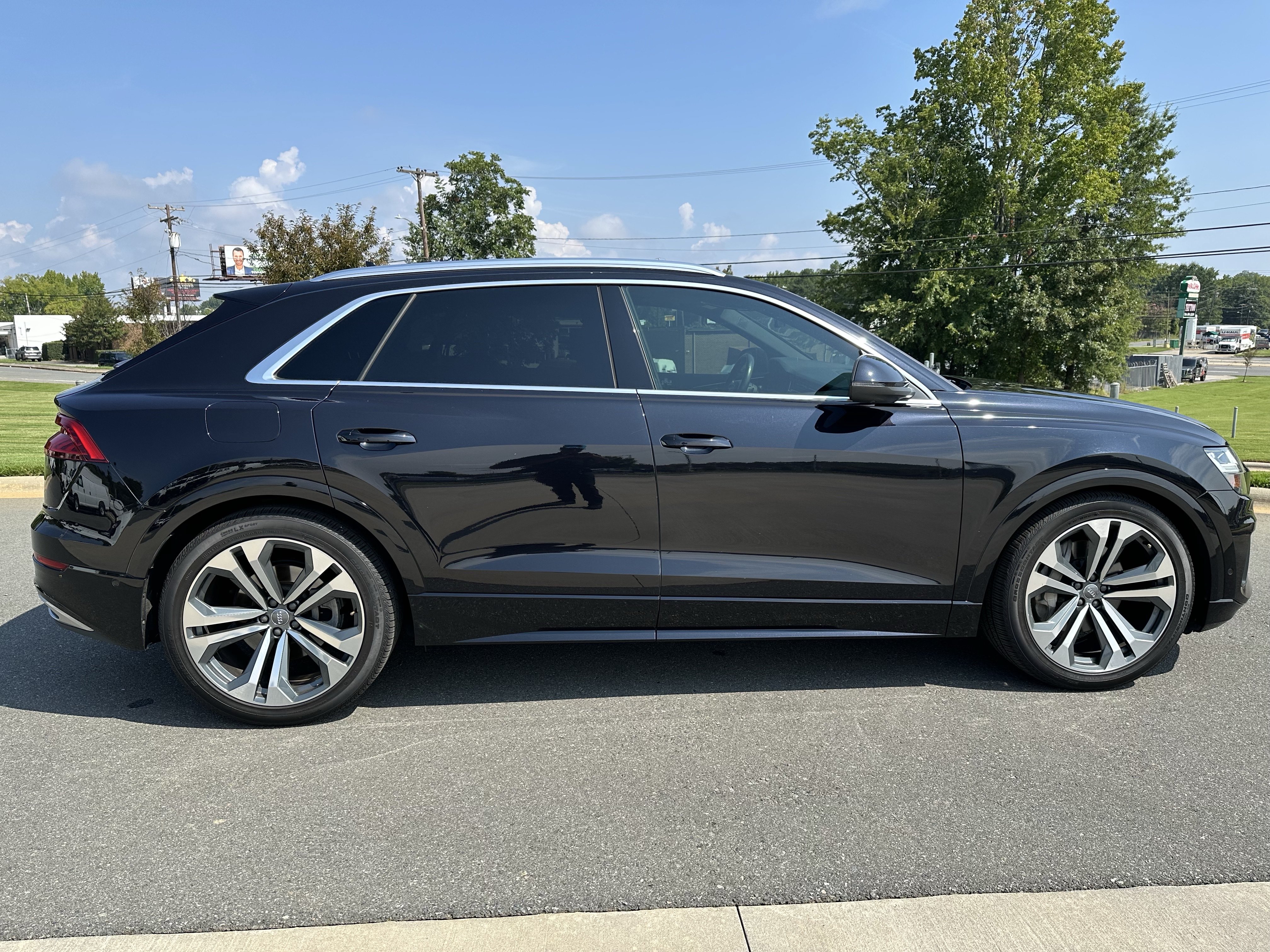 Used 2019 Audi Q8 Premium Plus AWD/4WD image 10
