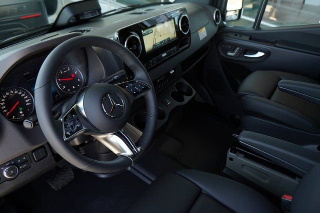 New 2025 Mercedes-Benz Sprinter 2500 image 23