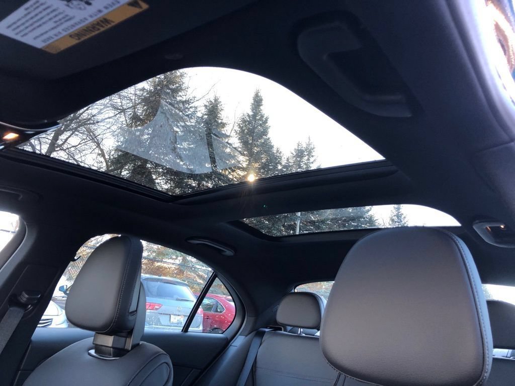 New 2026 Mercedes-Benz C 300 4MATIC Sedan image 9