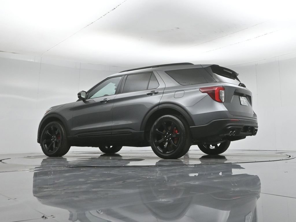 Certified 2023 Ford Explorer ST w/ Equipment Group 401A AWD/4WD image 4