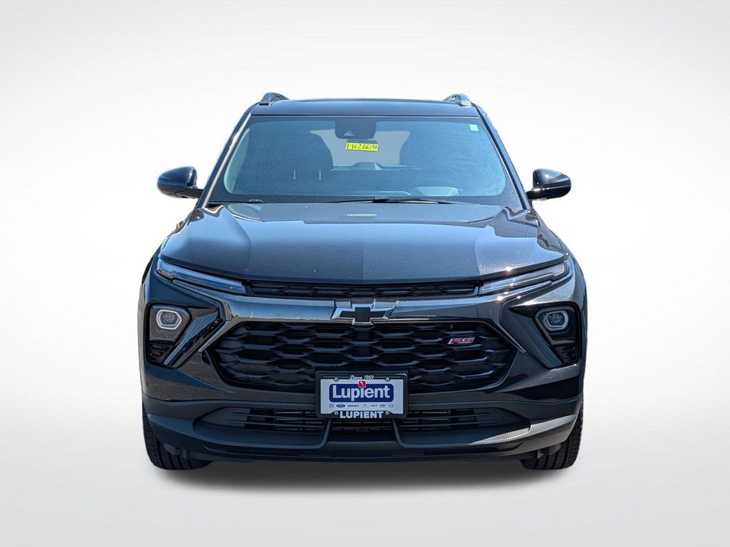 Used 2025 Chevrolet TrailBlazer RS w/ Driver Confidence Package AWD/4WD image 11