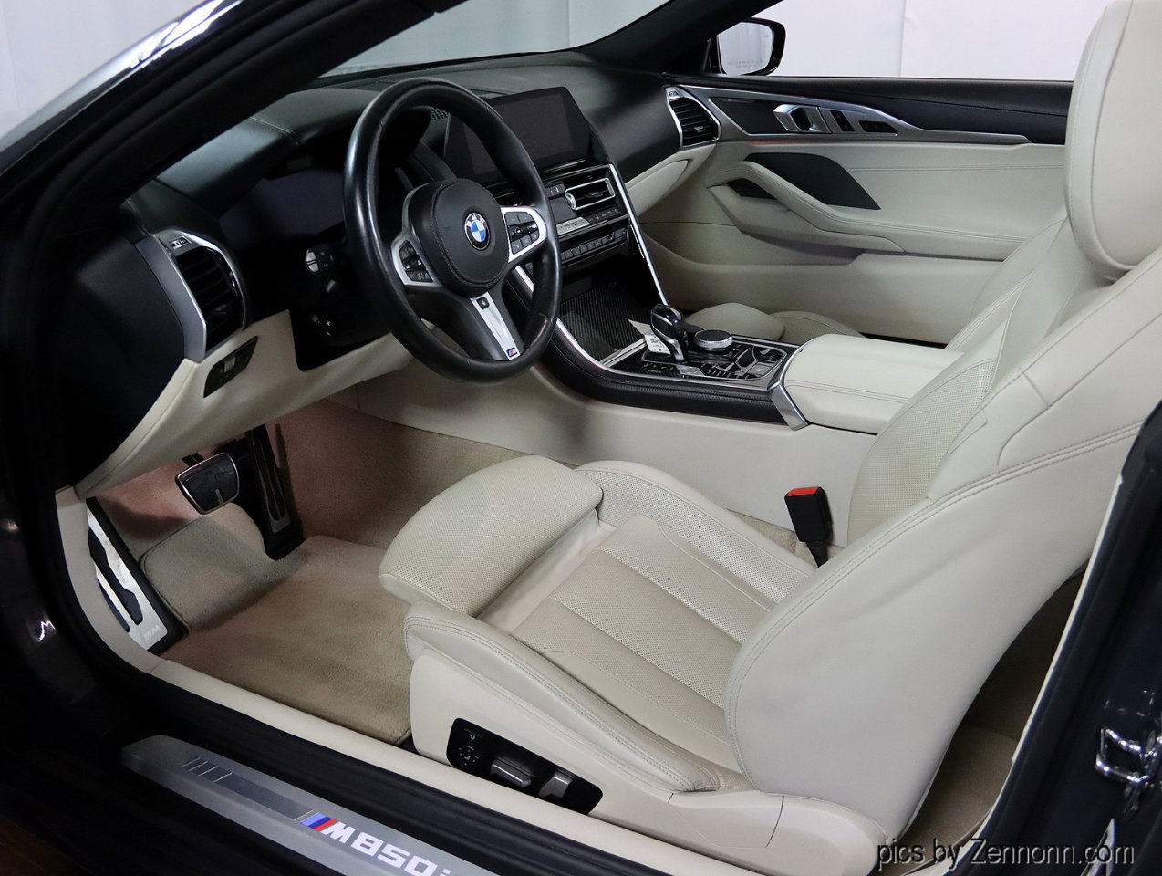 Used 2021 BMW M850i xDrive Convertible image 9