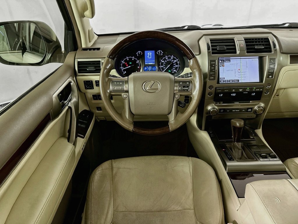 Used 2017 Lexus GX 460 Premium AWD/4WD image 28