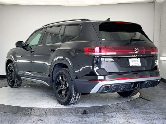 New 2026 Volkswagen Atlas Peak Edition image 4