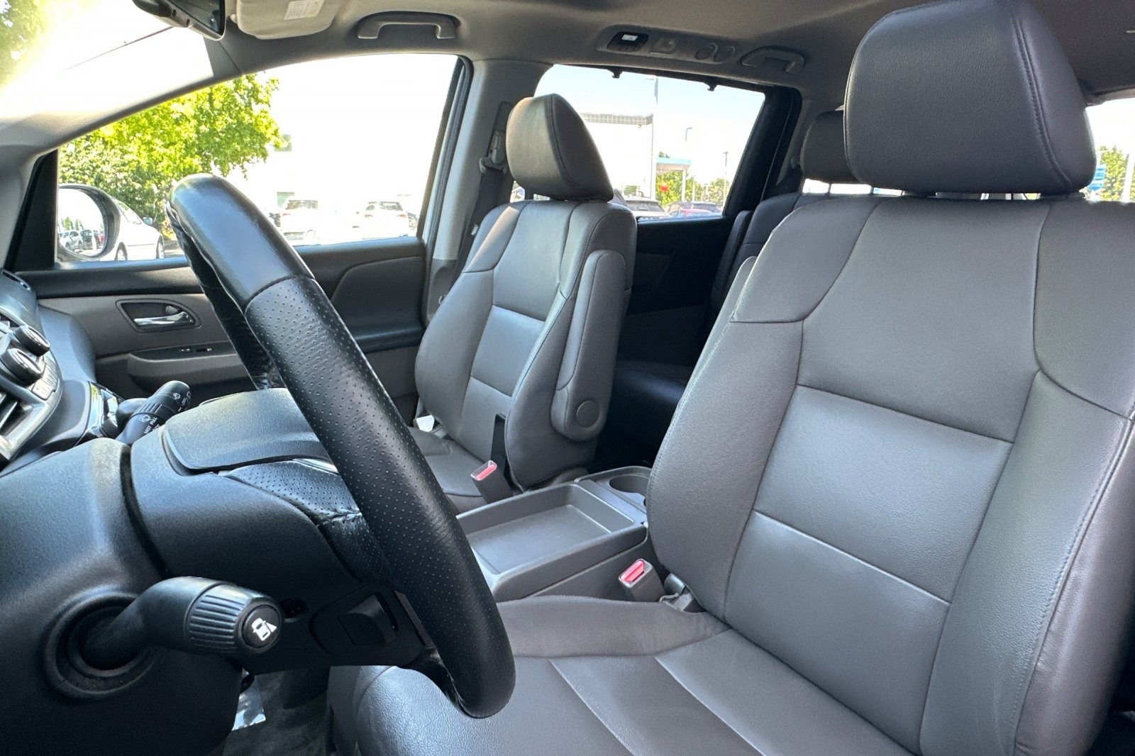 Used 2017 Honda Odyssey EX-L image 30