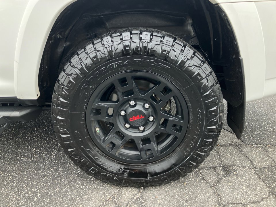 Used 2024 Toyota 4Runner SR5 Premium image 26