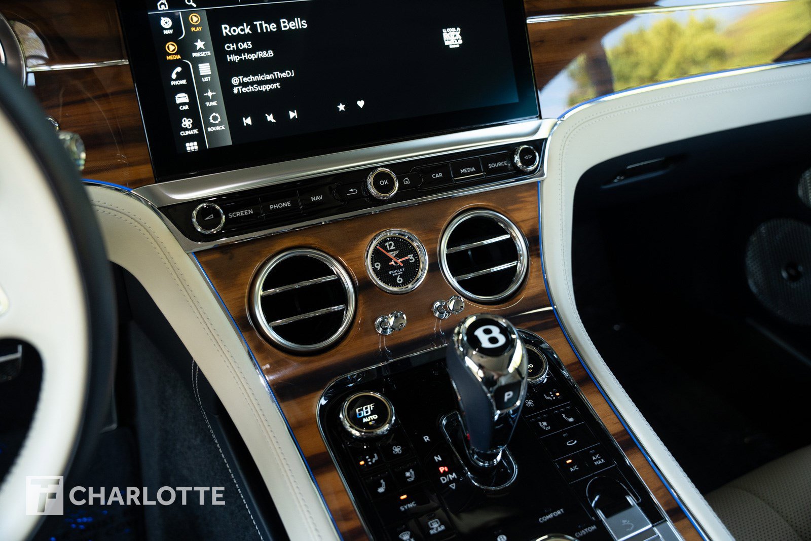 Used 2021 Bentley Continental GT image 24