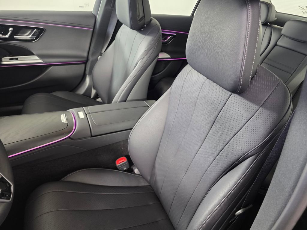 Used 2025 Mercedes-Benz E 350 Sedan image 11