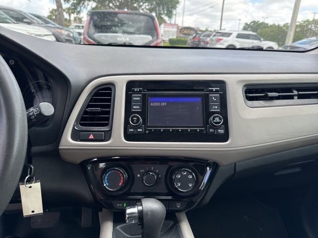 Used 2020 Honda HR-V LX image 27
