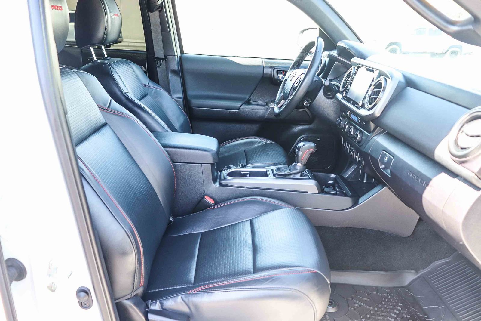 Used 2020 Toyota Tacoma TRD Pro AWD/4WD image 18