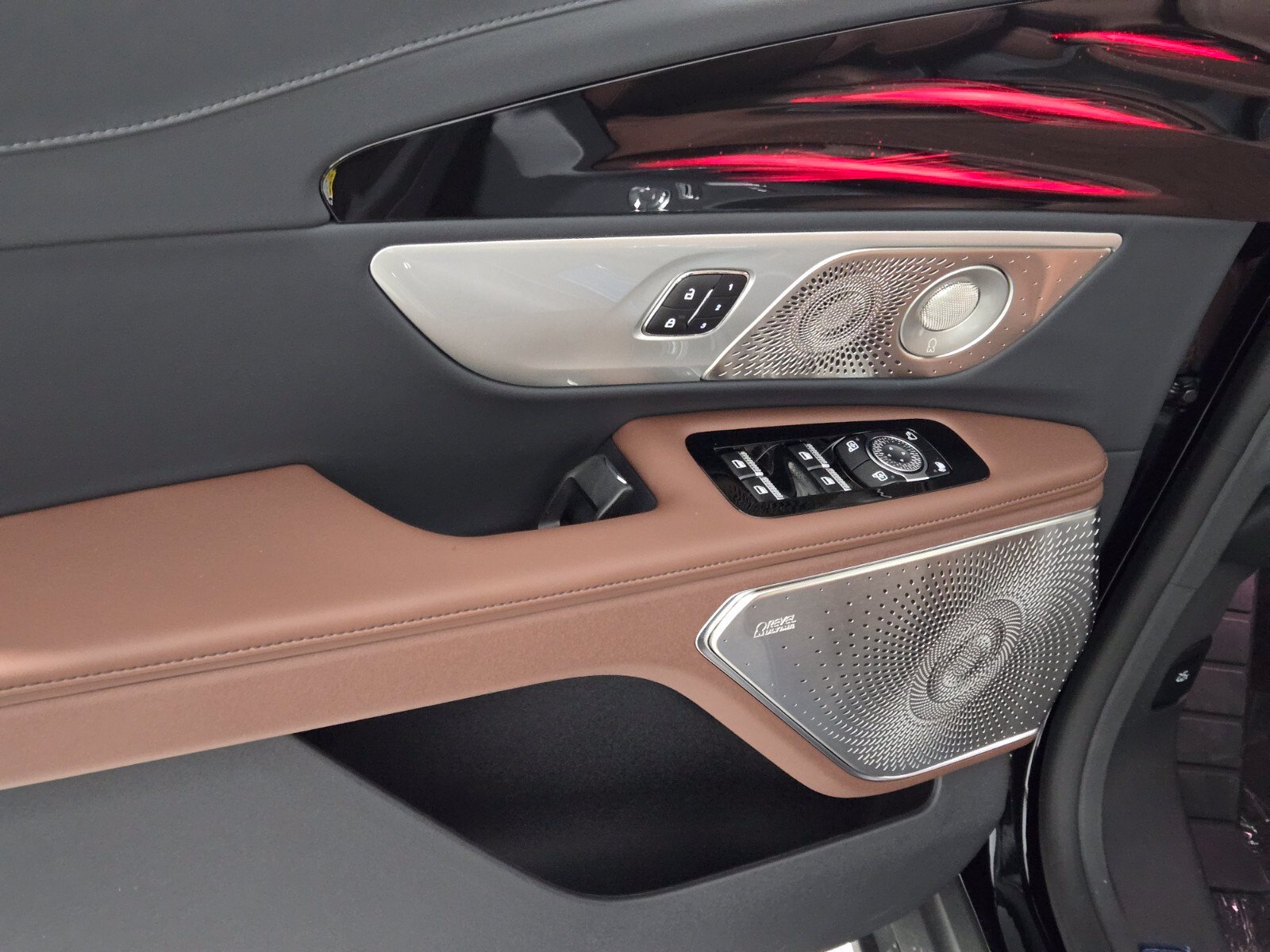 New 2026 Lincoln Nautilus Reserve AWD/4WD image 24