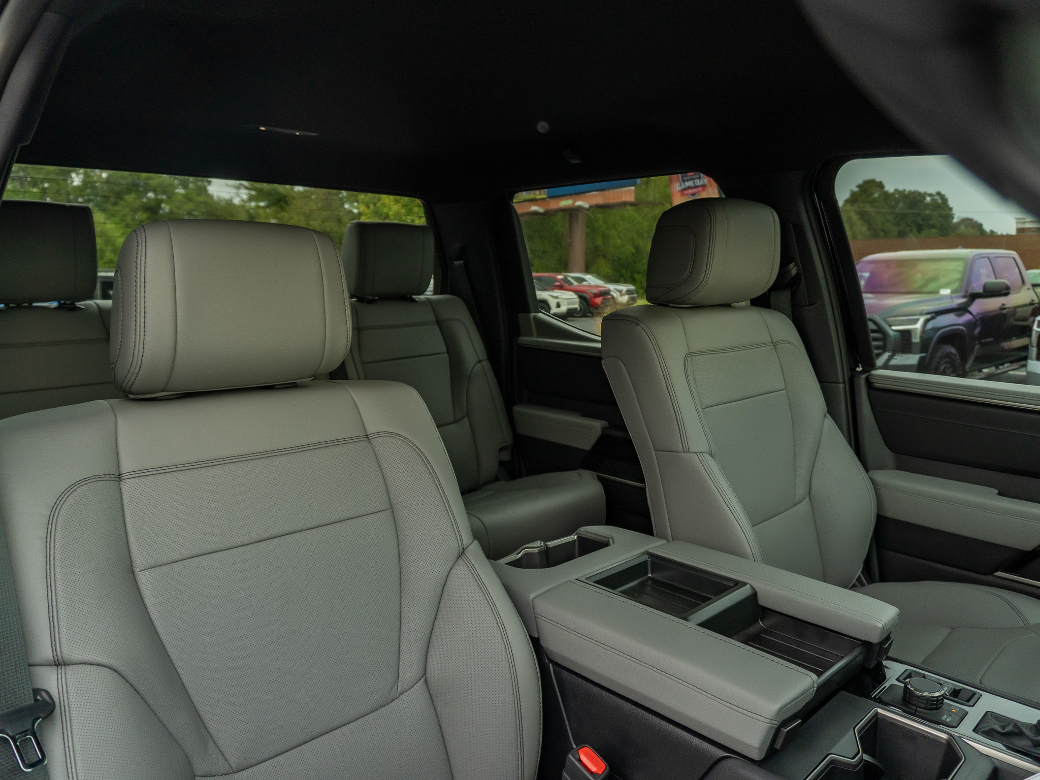New 2026 Toyota Tundra Limited AWD/4WD image 19