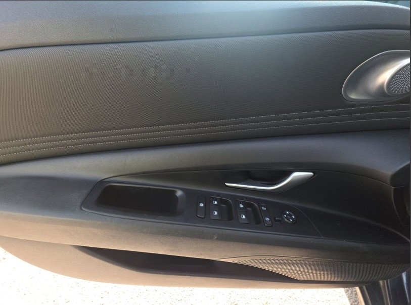 Used 2021 Hyundai Elantra SEL w/ Convenience Package image 8