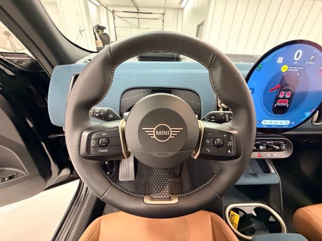 Used 2025 MINI Cooper Countryman S w/ Comfort Package Max image 12
