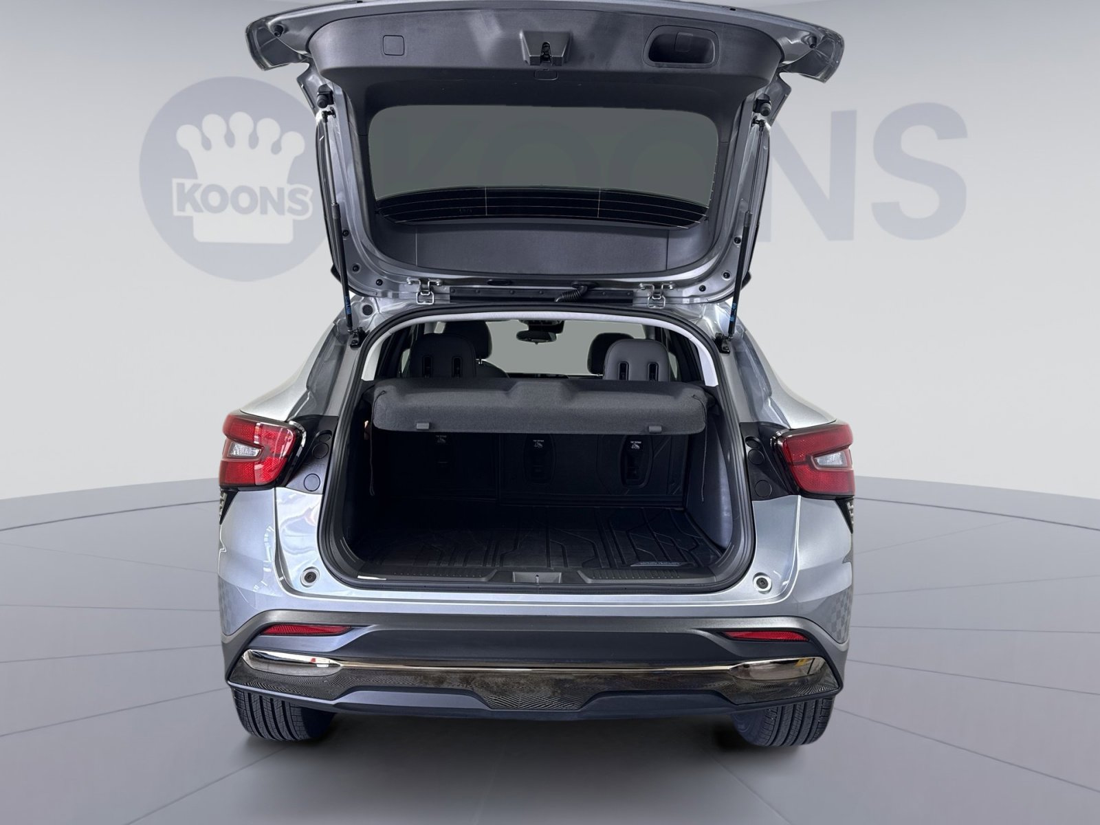 Used 2026 Chevrolet Trax ACTIV w/ Sunroof Package FWD image 25
