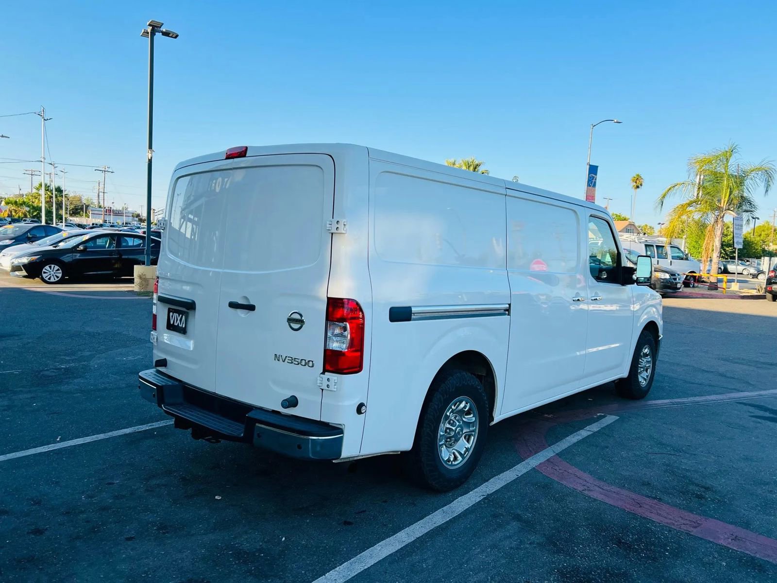 Used 2019 Nissan NV 3500 SL w/ Navigation Package RWD image 5