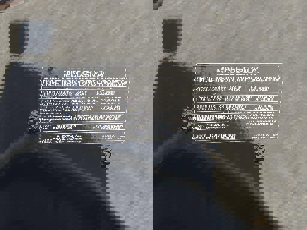 Used 2025 Mercedes-Benz GLA 250 4MATIC image 9