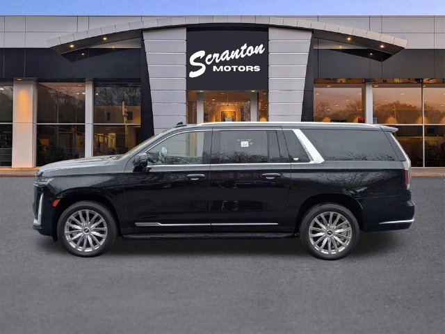 Certified 2021 Cadillac Escalade ESV Premium Luxury AWD/4WD image 2