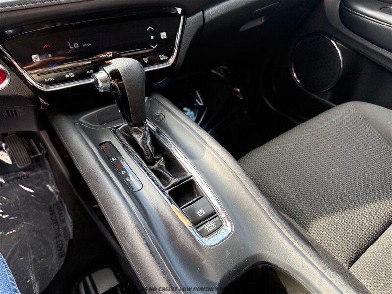Used 2016 Honda HR-V EX image 28