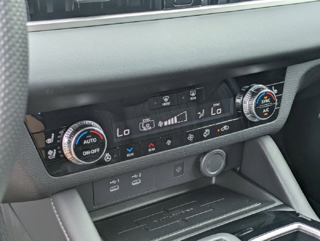 New 2025 Mitsubishi Outlander SEL FWD image 24