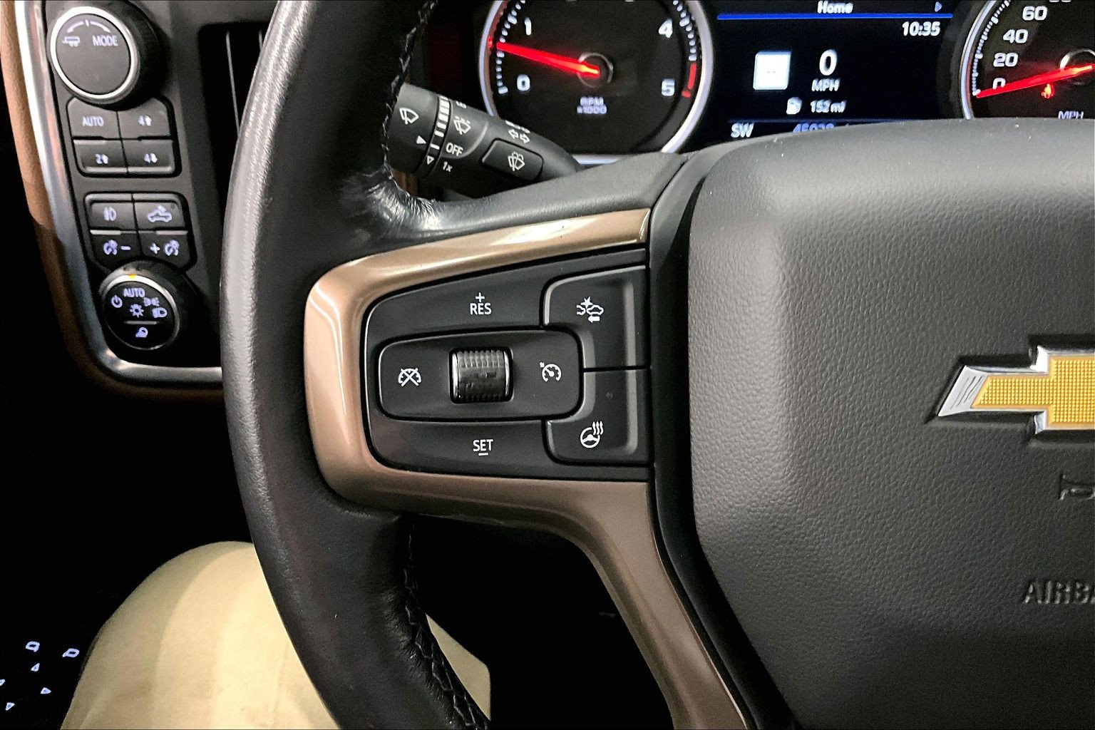 Used 2022 Chevrolet Silverado 3500 High Country w/ Safety Package II AWD/4WD image 25
