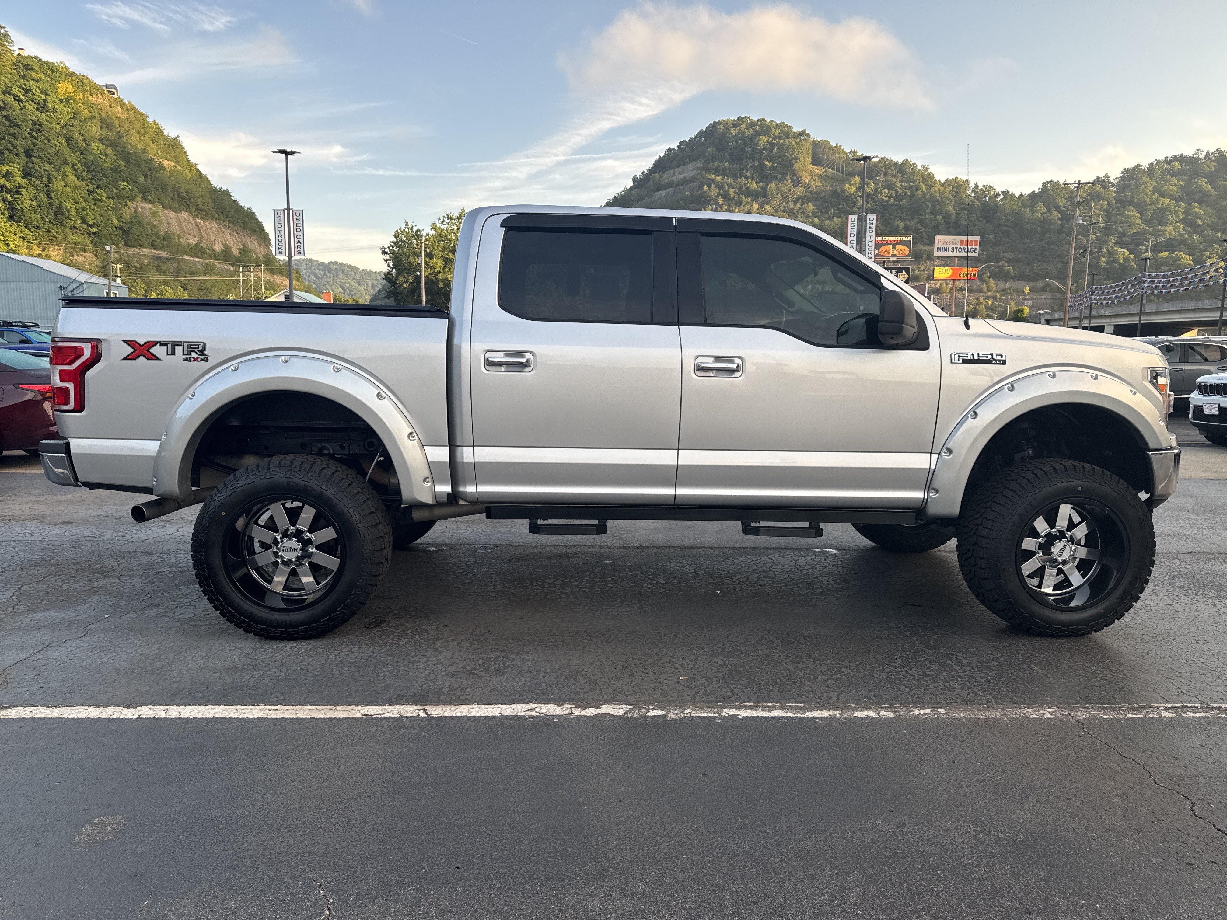 Used 2018 Ford F150 XLT w/ XTR Package AWD/4WD image 8