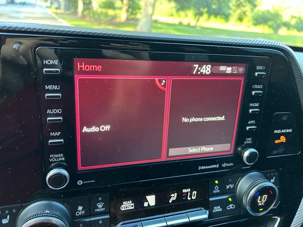 Used 2022 Toyota Highlander XSE FWD image 26