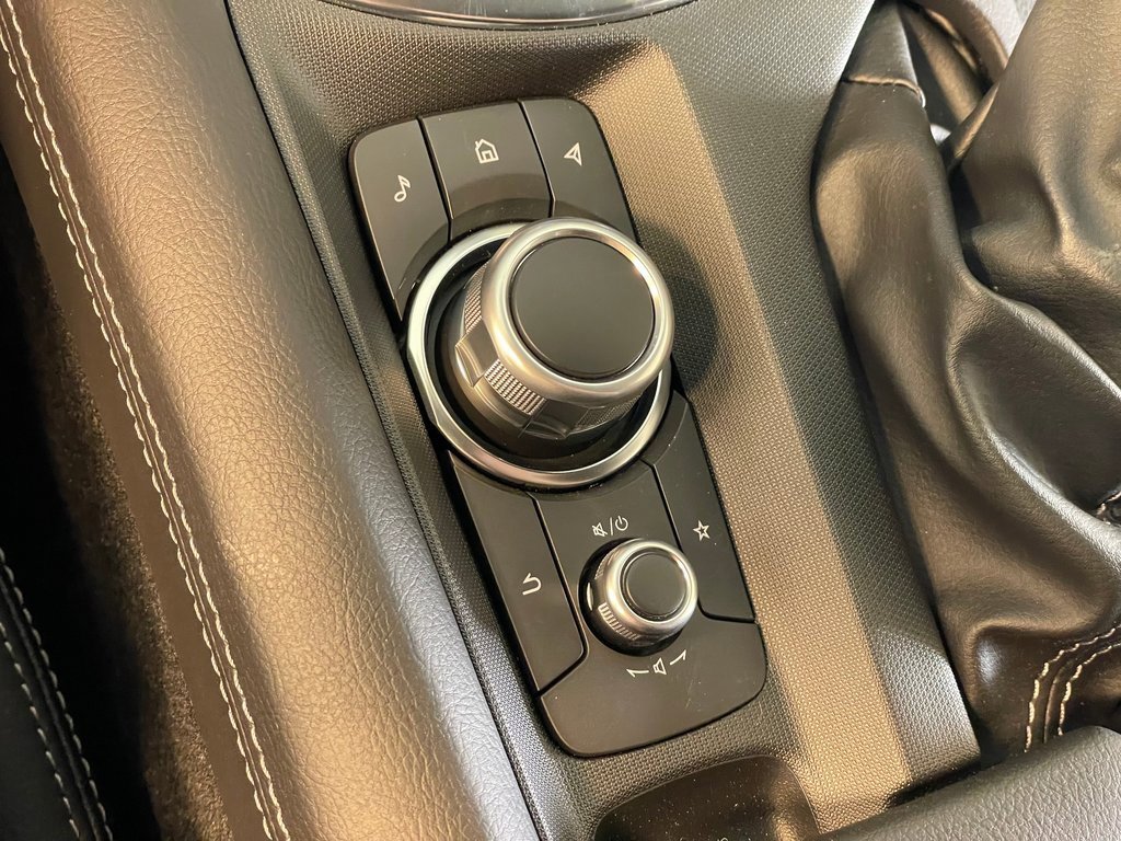 New 2025 MAZDA MX-5 Miata Grand Touring w/ Appearance Package image 38